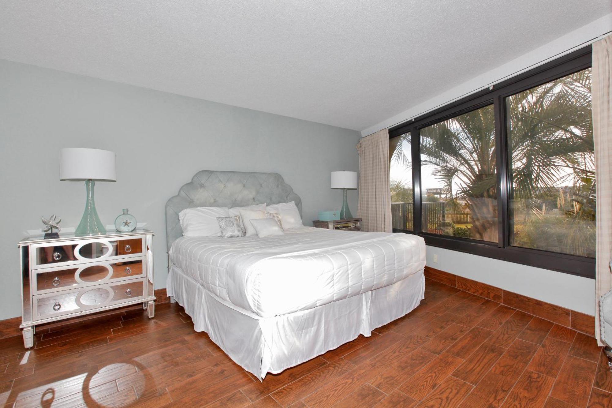 Beachside I By Panhandle Getaways Apartment Destin Room photo