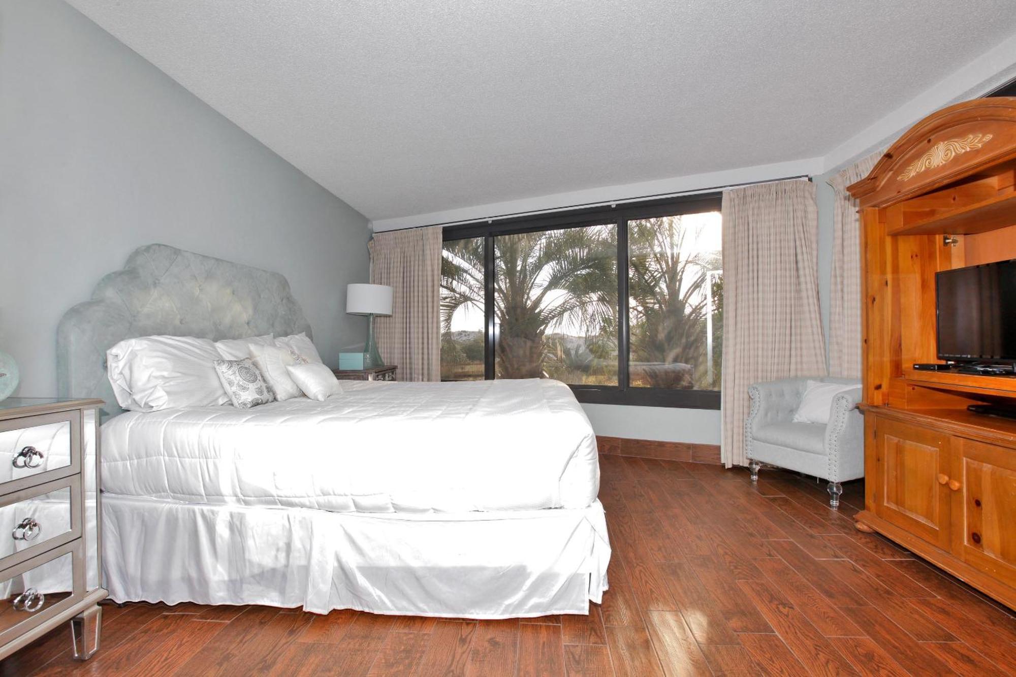 Beachside I By Panhandle Getaways Apartment Destin Room photo